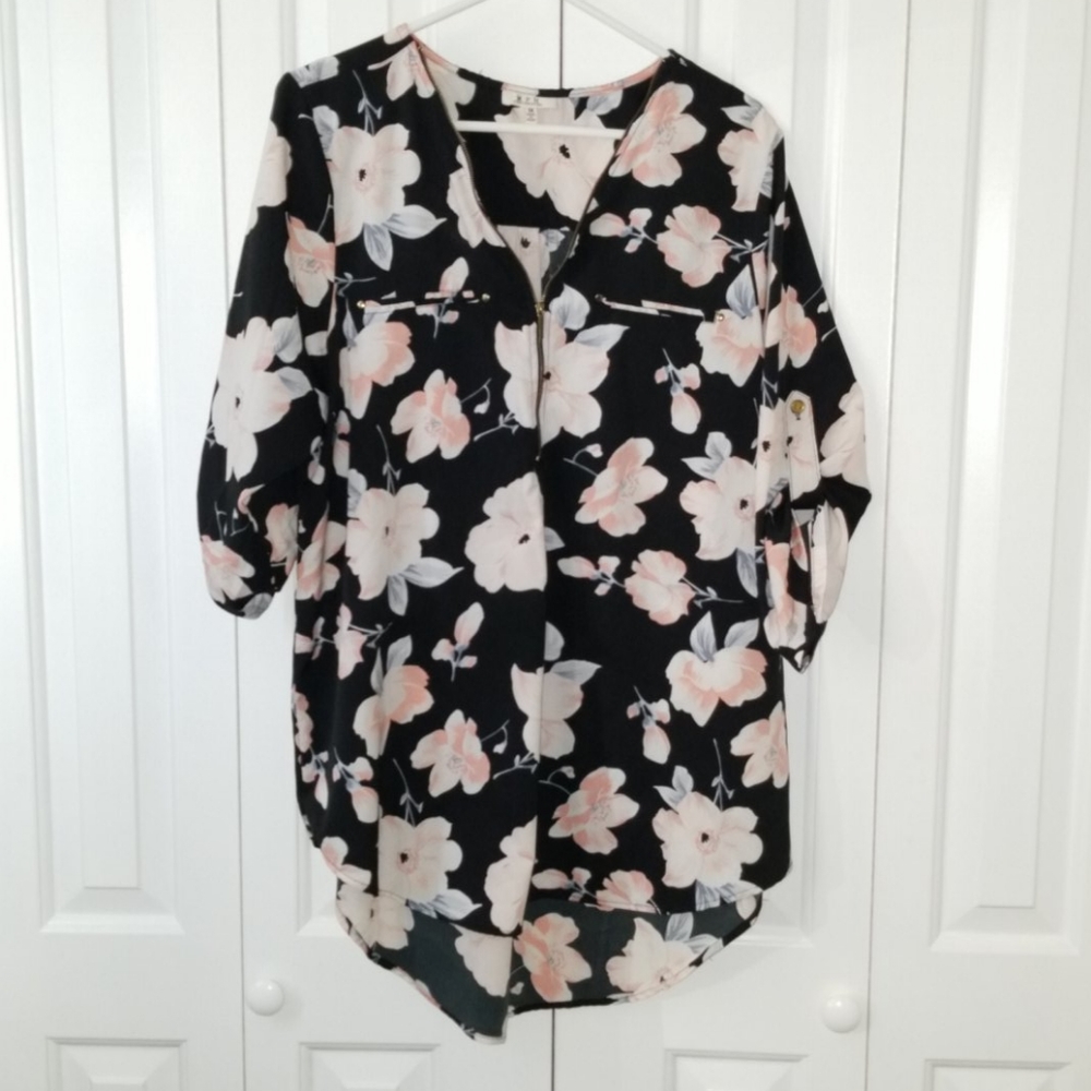 Women's Top